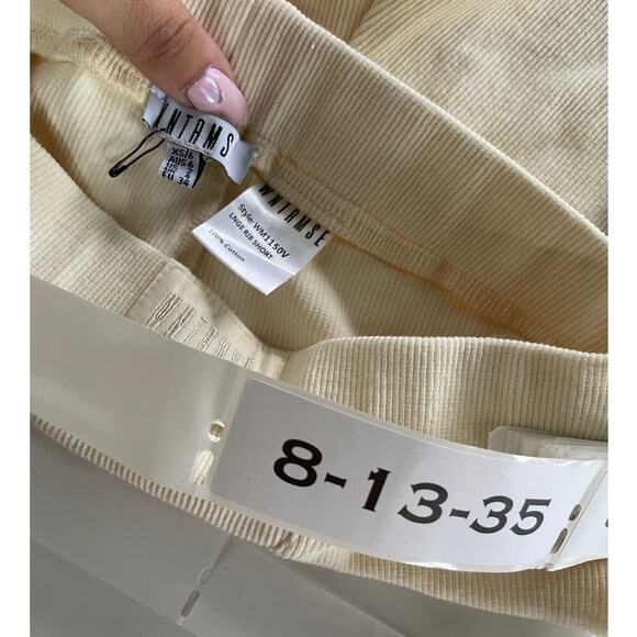 WNTRMSE‎ Shorts Womens 2 Vanilla Winter Muse Rib High-Rise Stretch Cotton - Picture 4 of 7